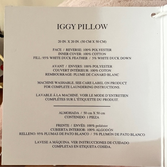 Set of 2 UGG pillows with duck feathers 20” x 20” - Picture 3 of 4